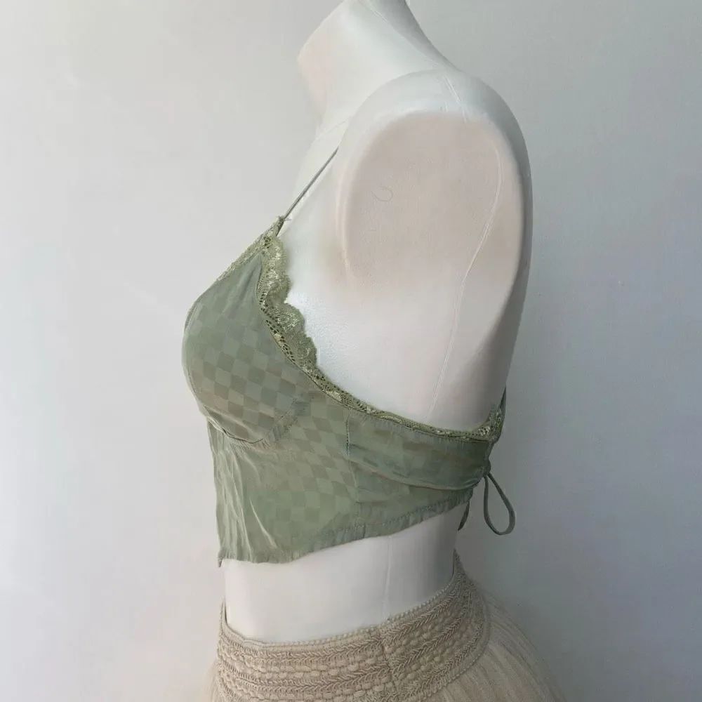 Kendall & Kylie Checker Bra Crop Top Lace up back - Picture 5 of 7